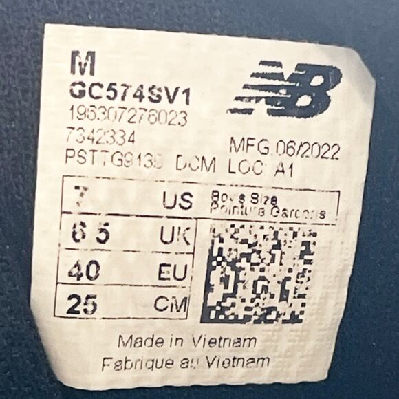 New Balance 574 Running Sneakers Shoes Suede Black Red Silver Women 7 - Picture 13 of 13